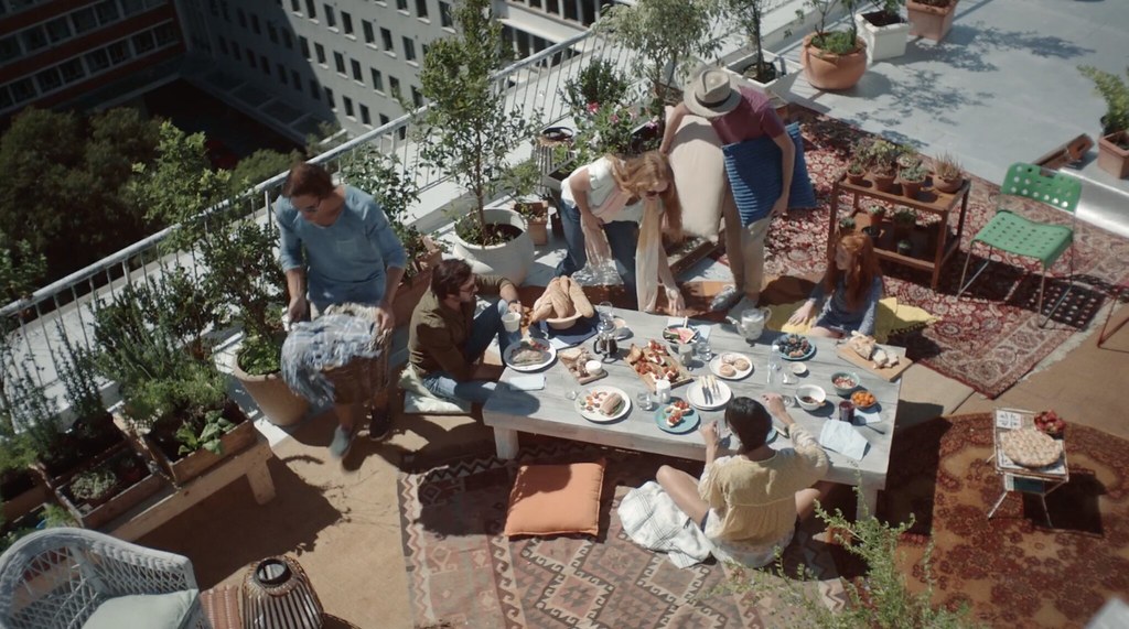 tvc - rooftop impromptu lunch setting